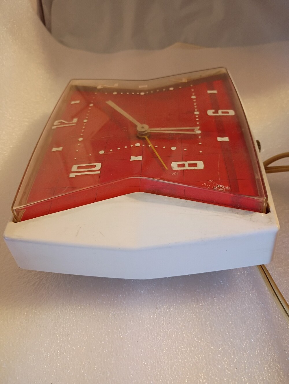 Vintage Westclox Zest S8-C Midcentury Kitchen  Wall Clock Works! - Picture 15 of 16